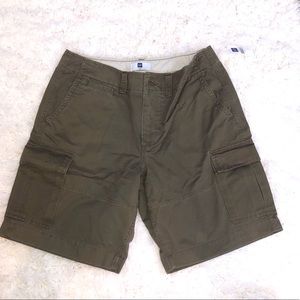 Men’s Old Navy cargo shorts